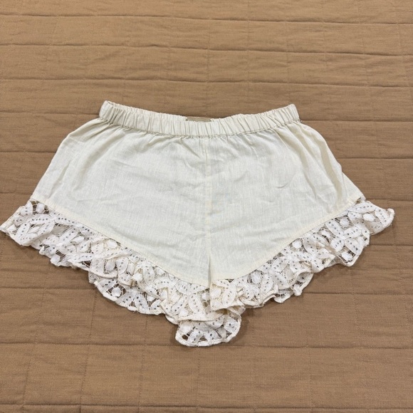 Free People Lace Linen Blend Cream Color Shorts Size XS - Picture 1 of 7